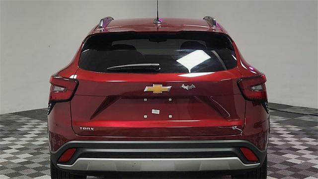 used 2025 Chevrolet Trax car, priced at $25,888