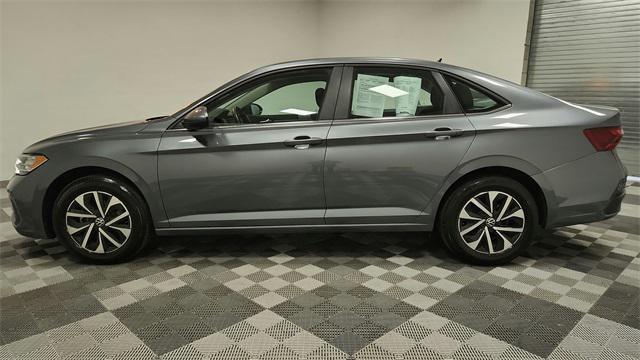 used 2024 Volkswagen Jetta car