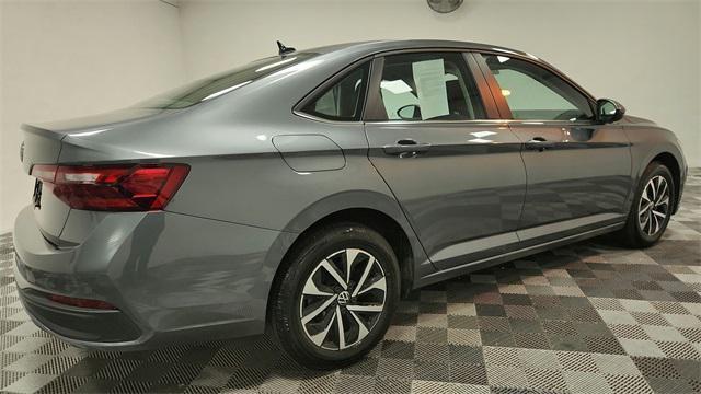 used 2024 Volkswagen Jetta car