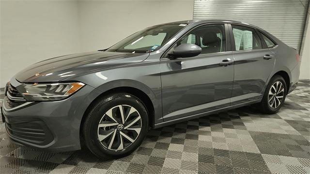 used 2024 Volkswagen Jetta car