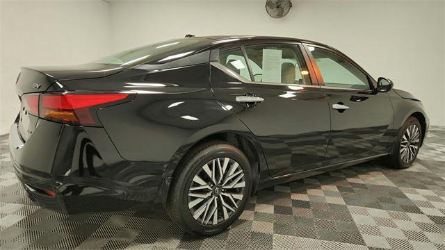 used 2023 Nissan Altima car