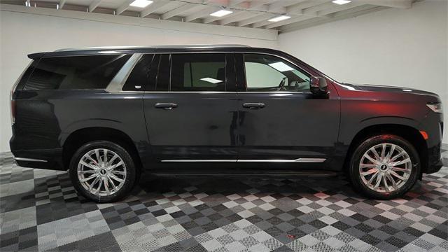 used 2022 Cadillac Escalade ESV car, priced at $80,888