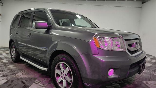 used 2009 Honda Pilot car, priced at $7,888