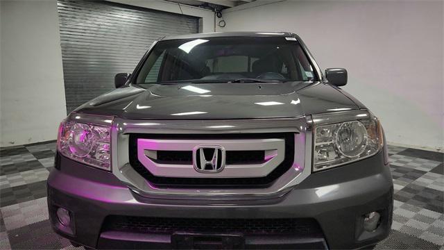 used 2009 Honda Pilot car, priced at $7,888