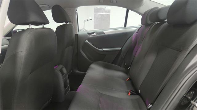 used 2016 Volkswagen Jetta car