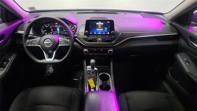 used 2024 Nissan Altima car