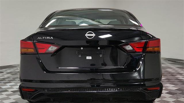 used 2024 Nissan Altima car