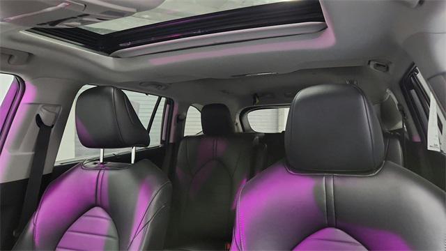 used 2024 Toyota Highlander car