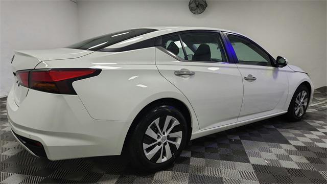 used 2023 Nissan Altima car