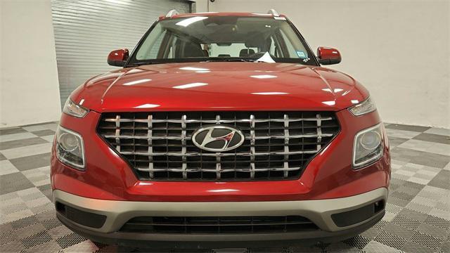 used 2024 Hyundai Venue car