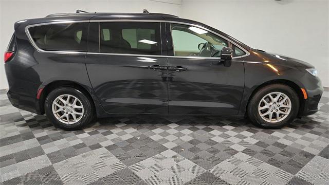 used 2022 Chrysler Pacifica car