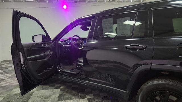 used 2024 Jeep Grand Cherokee L car, priced at $32,800
