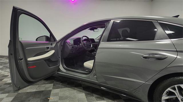 used 2023 Hyundai Sonata car