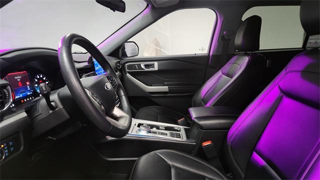 used 2024 Ford Explorer car, priced at $30,995