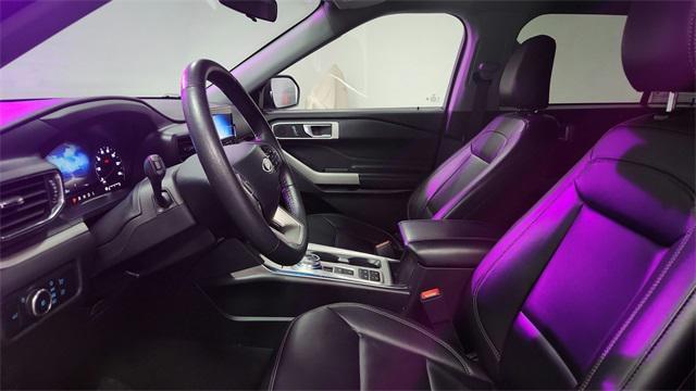 used 2024 Ford Explorer car, priced at $30,995