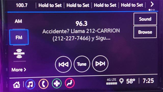 used 2022 Chevrolet Traverse car