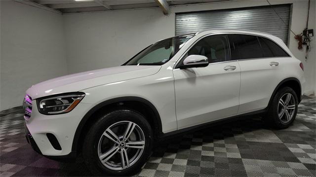 used 2022 Mercedes-Benz GLC 300 car