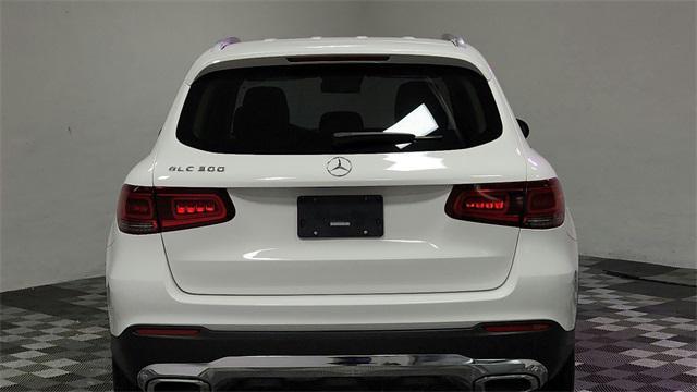 used 2022 Mercedes-Benz GLC 300 car