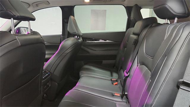 used 2024 INFINITI QX60 car