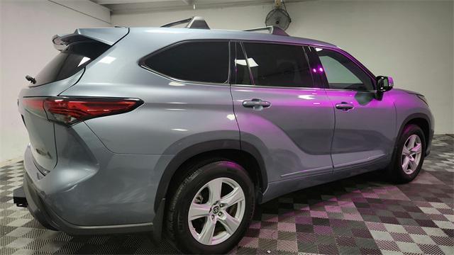 used 2022 Toyota Highlander car