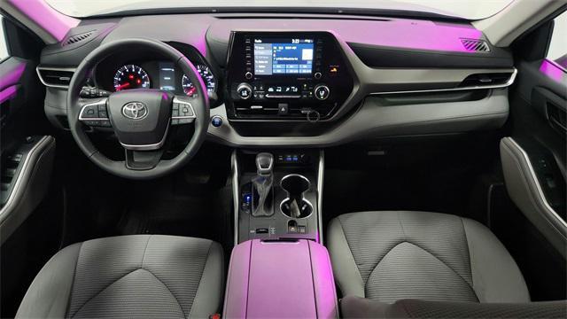 used 2022 Toyota Highlander car