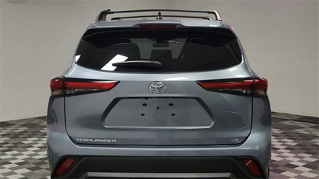 used 2022 Toyota Highlander car