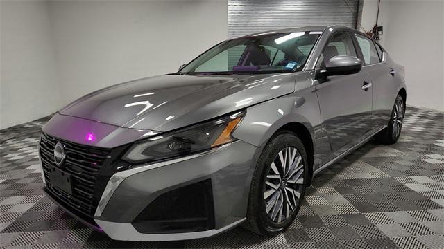 used 2023 Nissan Altima car