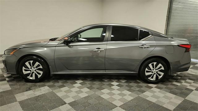 used 2024 Nissan Altima car