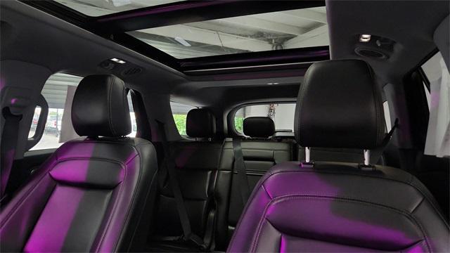used 2022 Ford Explorer car
