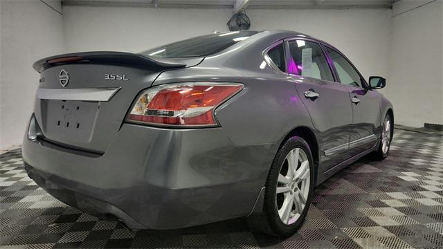 used 2014 Nissan Altima car