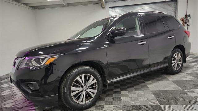 used 2019 Nissan Pathfinder car