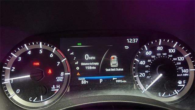 used 2023 Toyota Highlander car