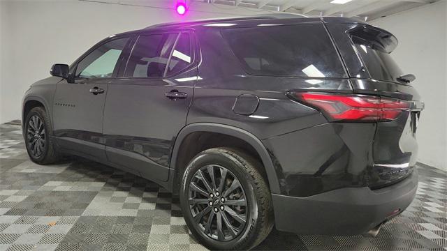 used 2023 Chevrolet Traverse car, priced at $34,888