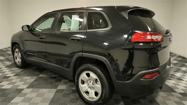 used 2016 Jeep Cherokee car, priced at $8,888