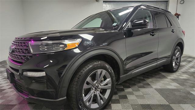 used 2022 Ford Explorer car
