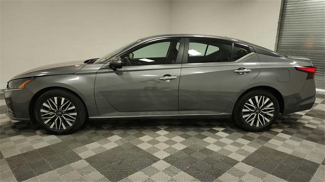 used 2024 Nissan Altima car