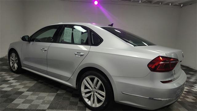 used 2019 Volkswagen Passat car