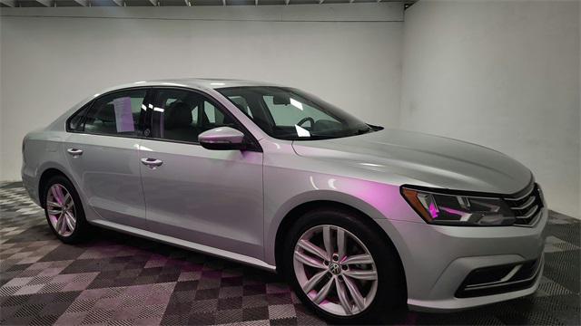 used 2019 Volkswagen Passat car