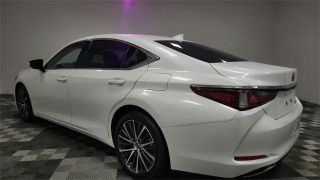 used 2024 Lexus ES 350 car