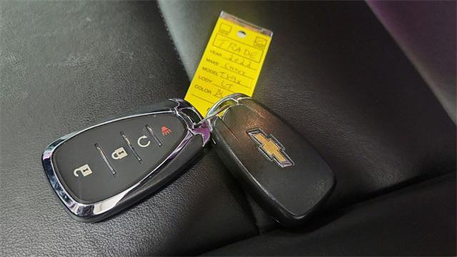 used 2022 Chevrolet Trax car