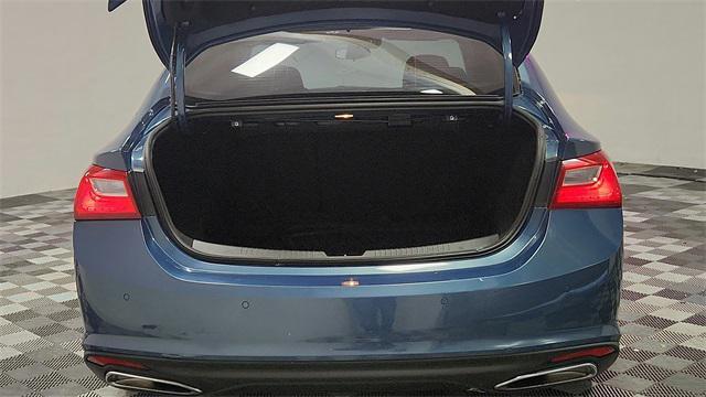 used 2024 Chevrolet Malibu car