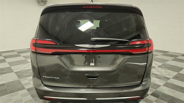 used 2023 Chrysler Pacifica car