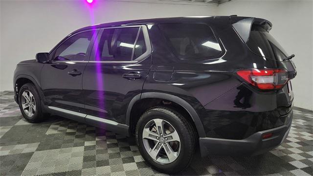 used 2024 Honda Pilot car, priced at $39,800