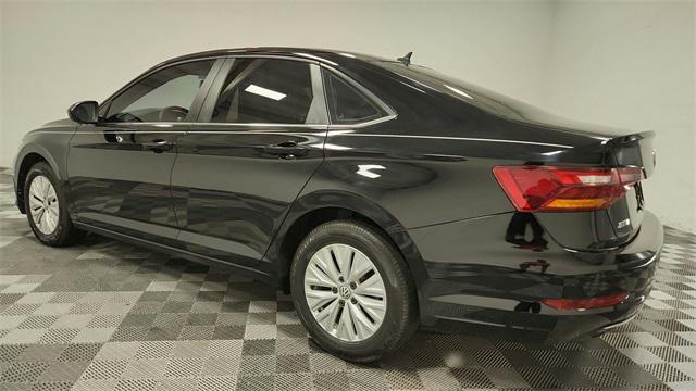 used 2019 Volkswagen Jetta car