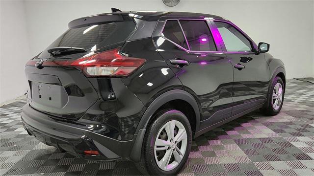 used 2024 Nissan Kicks car