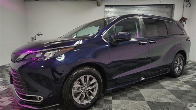 used 2024 Toyota Sienna car