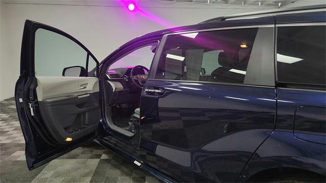 used 2024 Toyota Sienna car