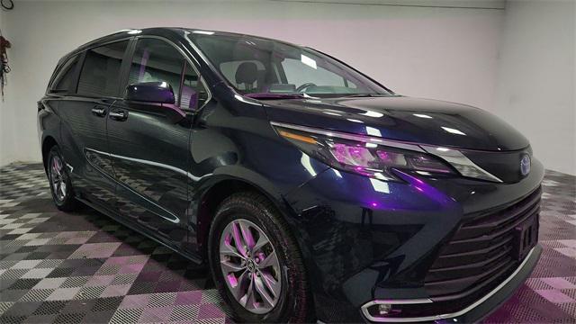 used 2024 Toyota Sienna car