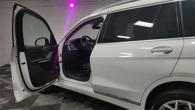 used 2022 BMW X7 car