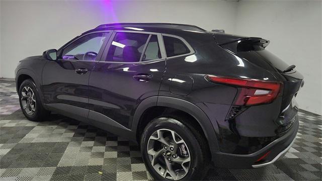 used 2025 Chevrolet Trax car